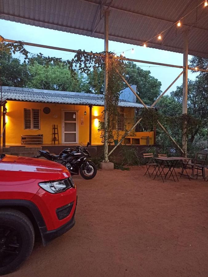 Hornbill Farm Resort Hyderabad Exteriör bild