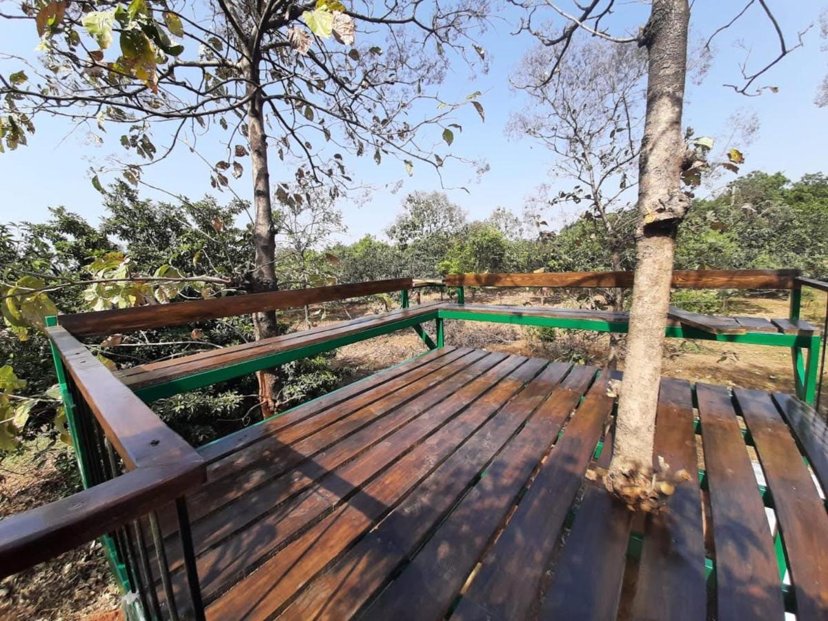Hornbill Farm Resort Hyderabad Exteriör bild