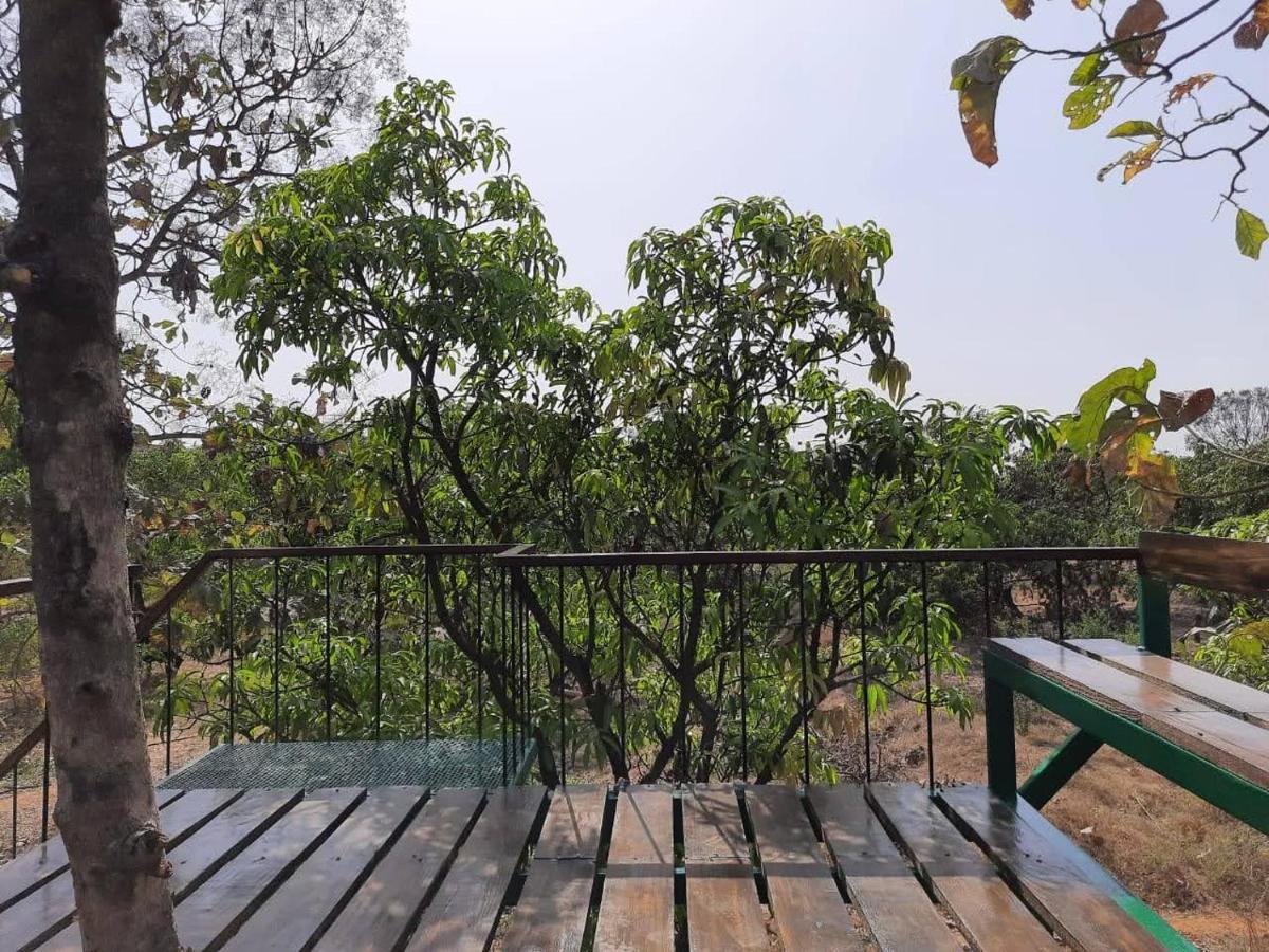 Hornbill Farm Resort Hyderabad Exteriör bild